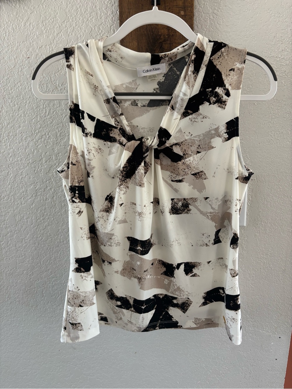 Calvin Klein Cream Abstract Knot-Neck Sleeveless Camisole